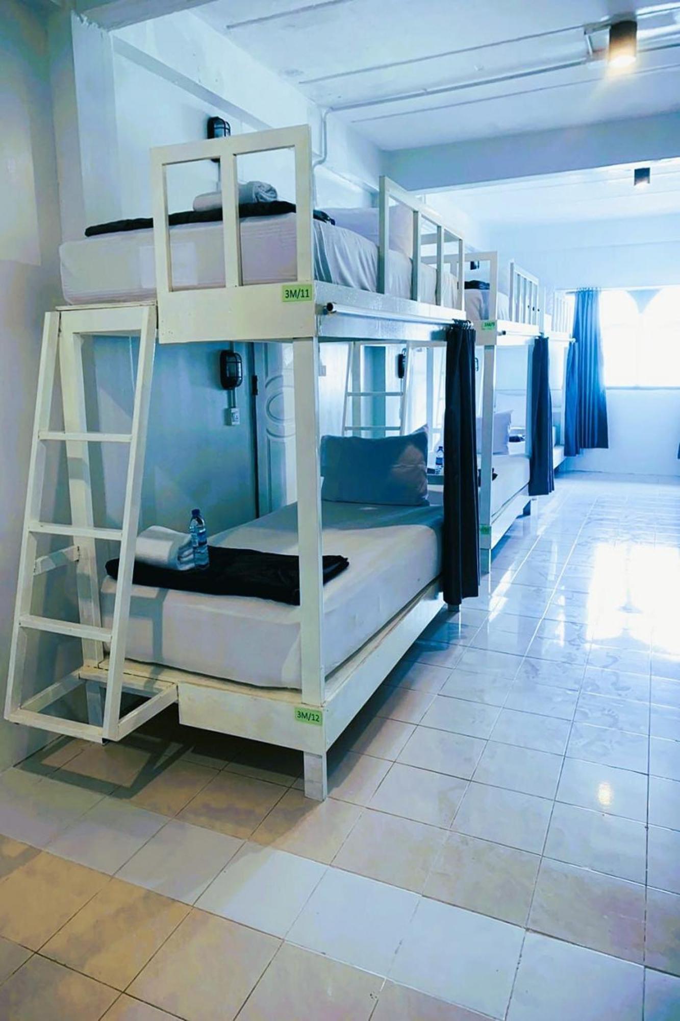 Remember @ Phuket Town Hotell Exteriör bild