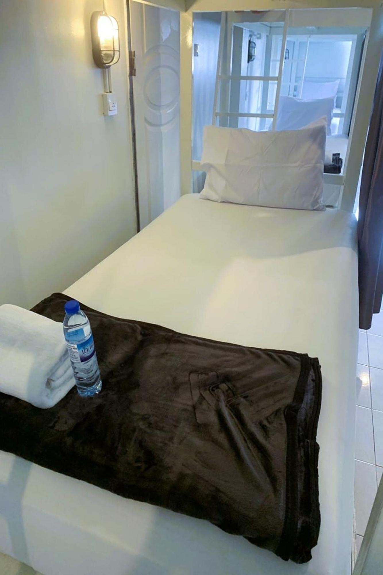 Remember @ Phuket Town Hotell Exteriör bild