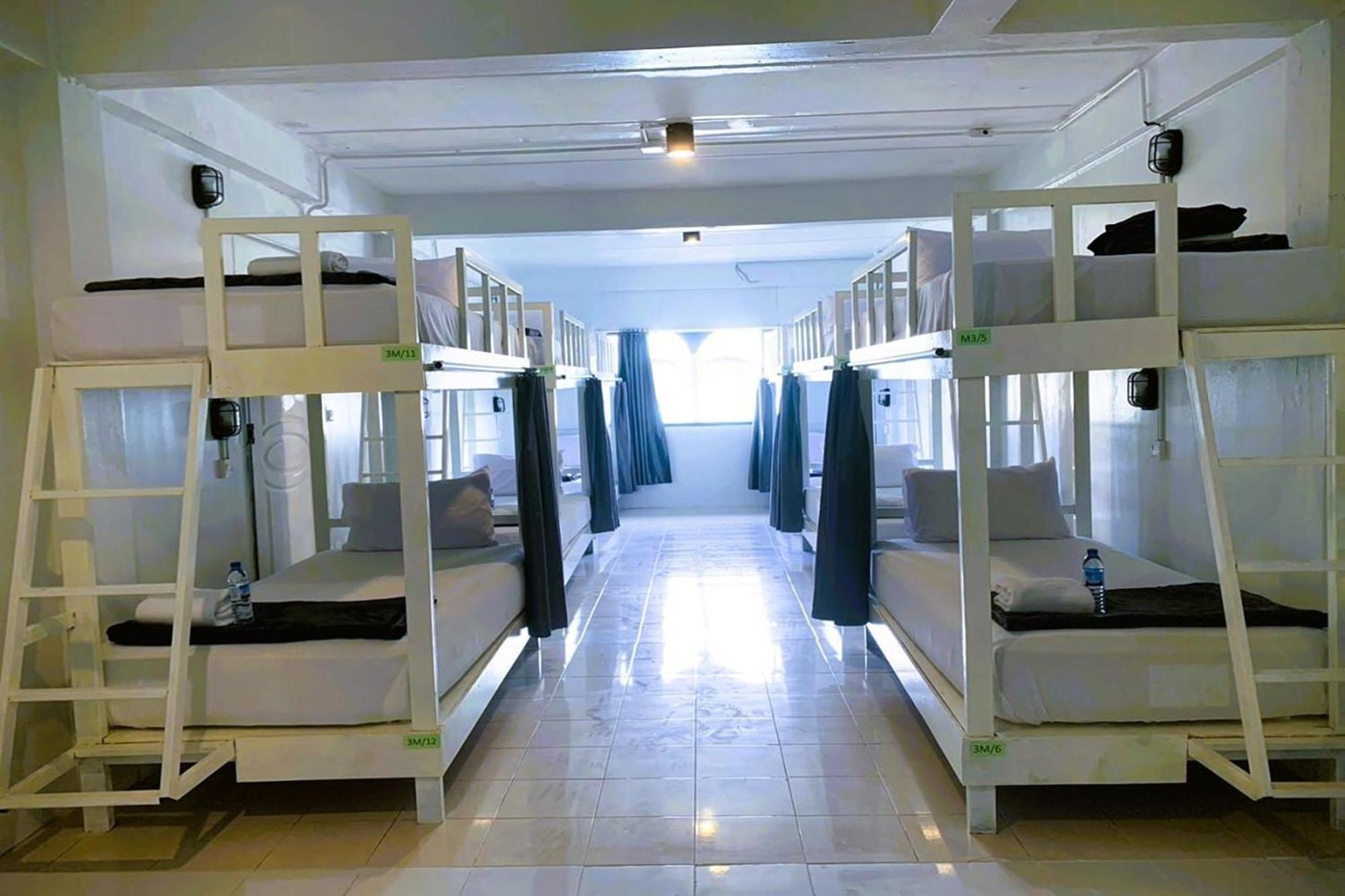Remember @ Phuket Town Hotell Exteriör bild