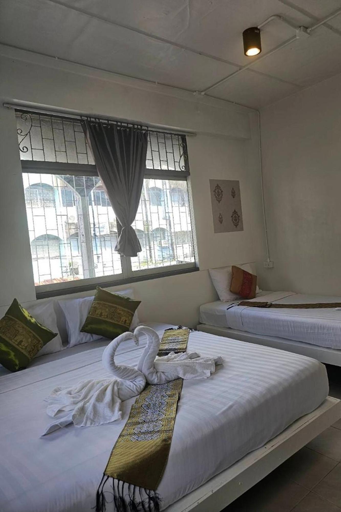 Remember @ Phuket Town Hotell Exteriör bild