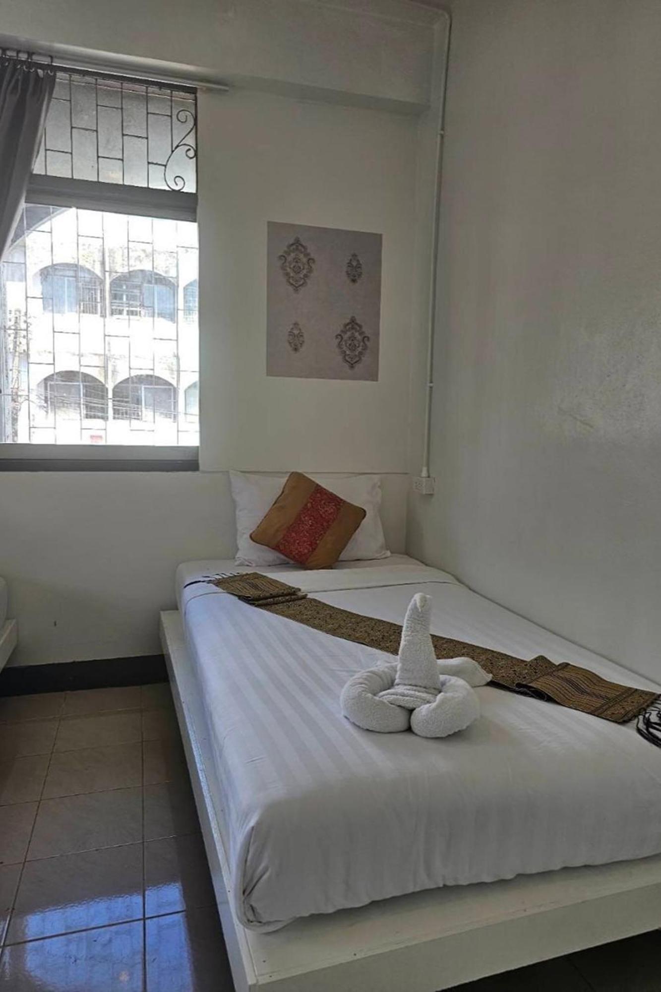 Remember @ Phuket Town Hotell Exteriör bild